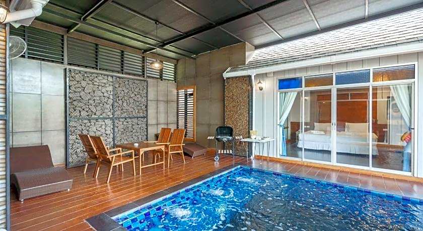 IP Plus Pool Villa Pattaya
