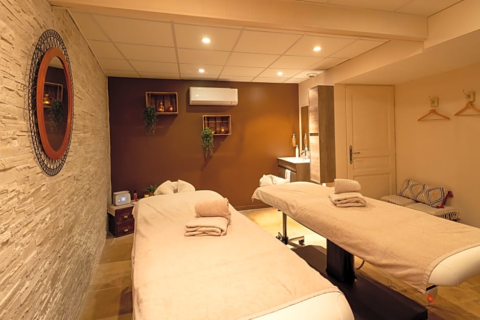 Hotel & Spa du Domaine des Thomeaux, The Originals Relais (Relais du Silence)