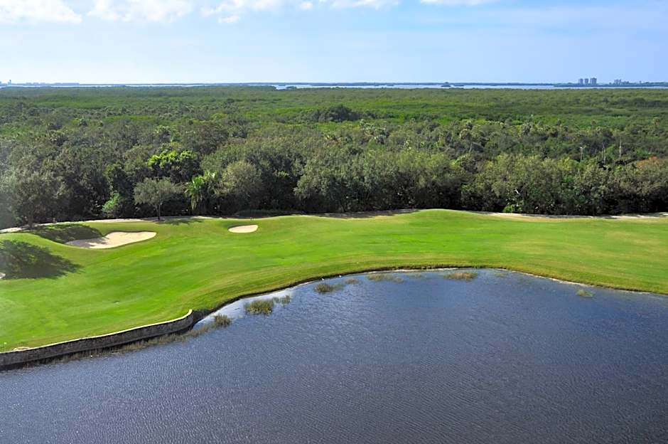 Holiday Inn Express Hotel & Suites Bonita Springs By IHG