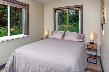 Alaska Back Country Cottages