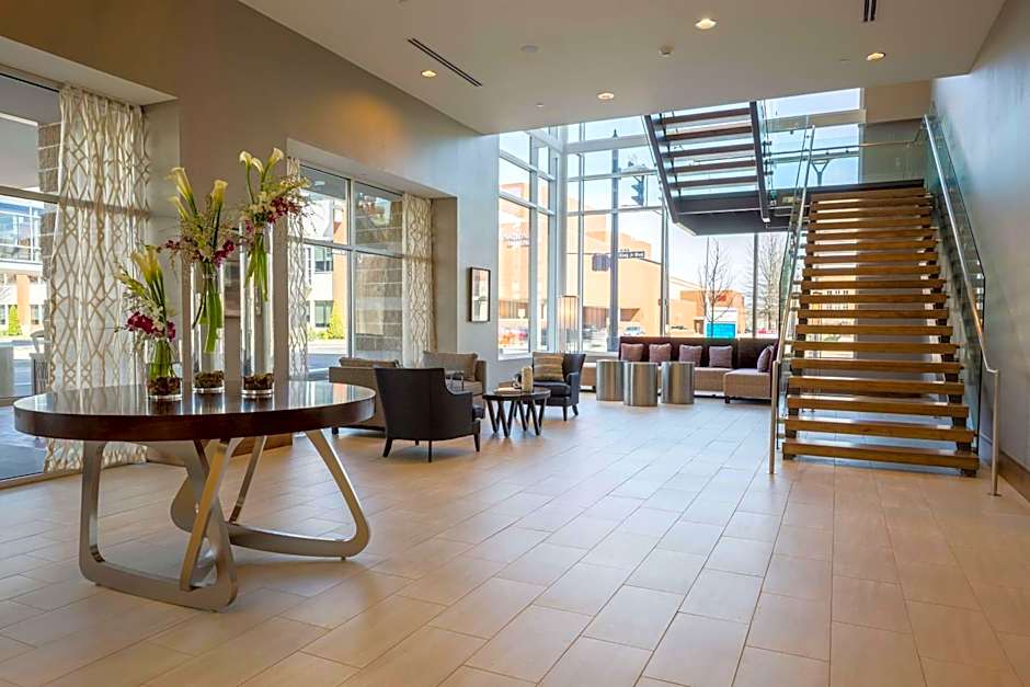 DoubleTree by Hilton Evansville