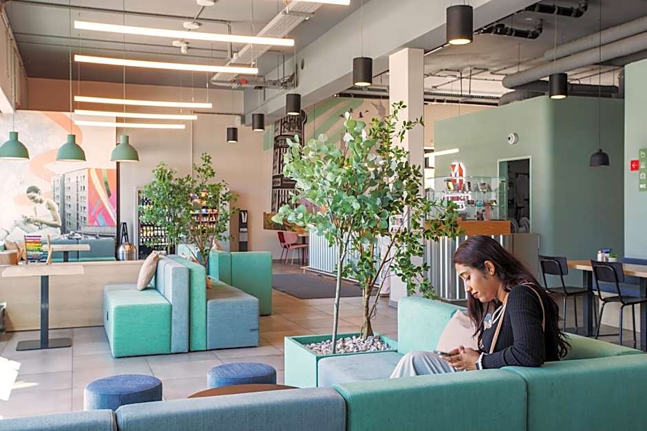 MEININGER Hotel Berlin Airport