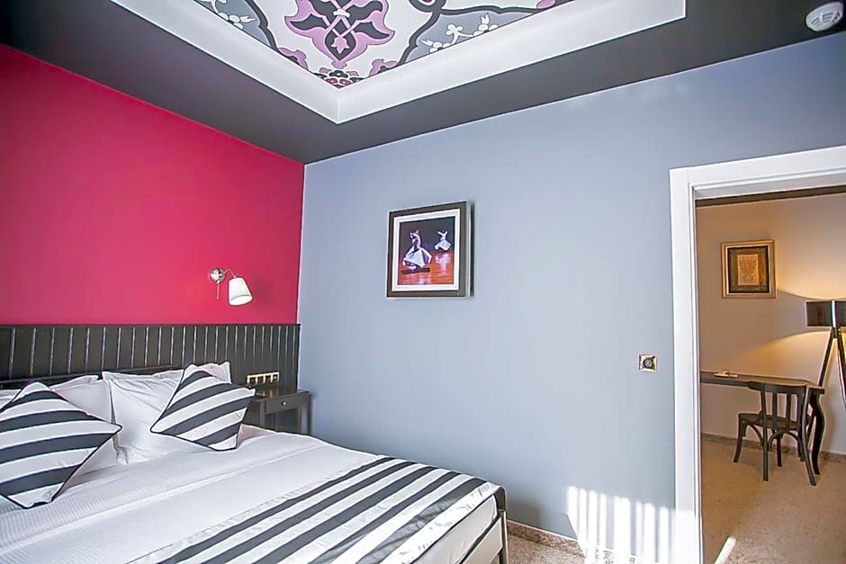 Photo 1 of 10 of Junior Suite