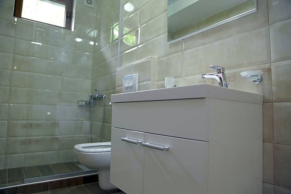 Hotel Korab Trnica