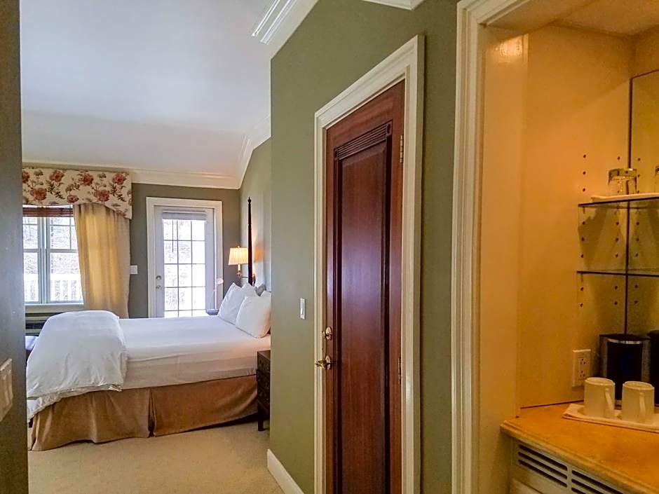 The Copper Beech Inn