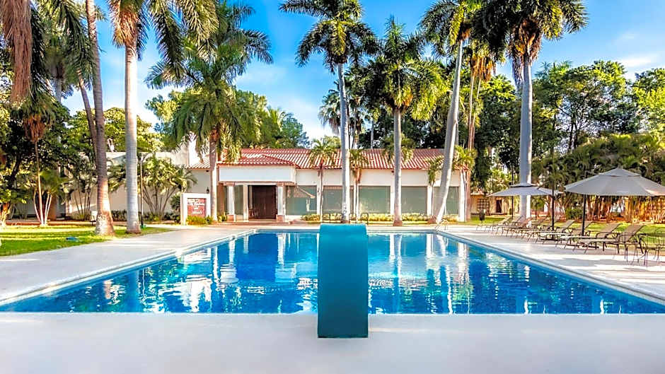 InHouse Select Hacienda Tres Rios