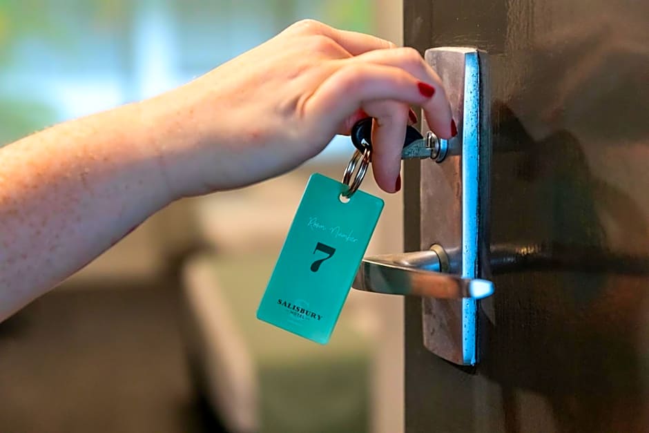 Salisbury Hotel Motel