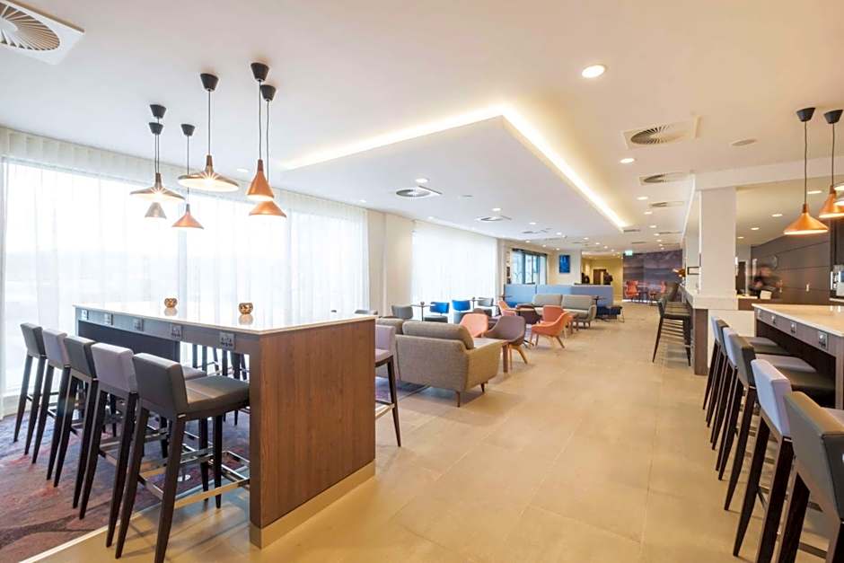 Hampton By Hilton Aberdeen Airport