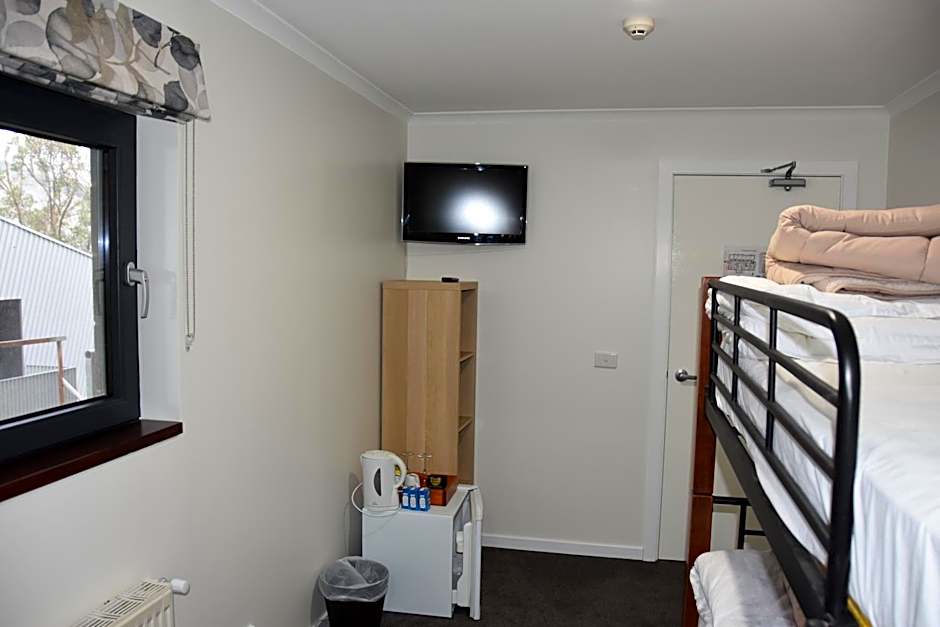 Summit Ridge Alpine Lodge