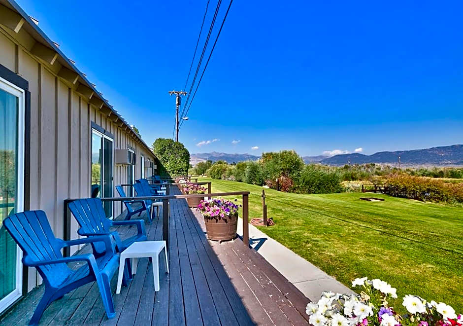 Walker River Lodge