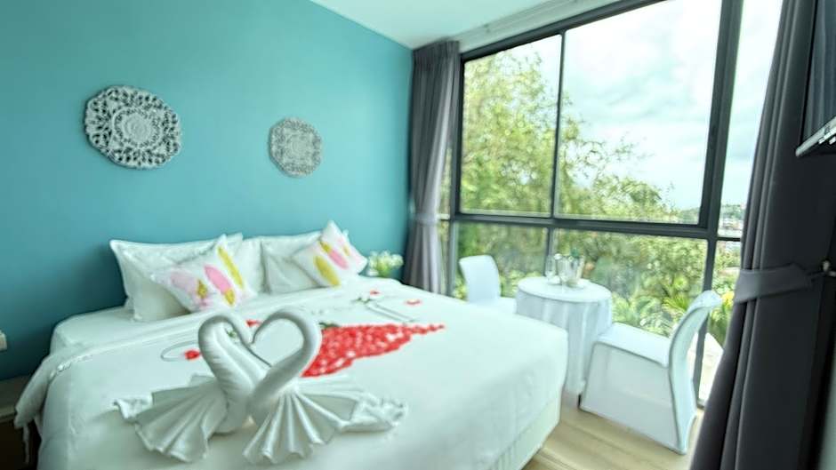 Baan Saint Tropez Villas Kata Beach