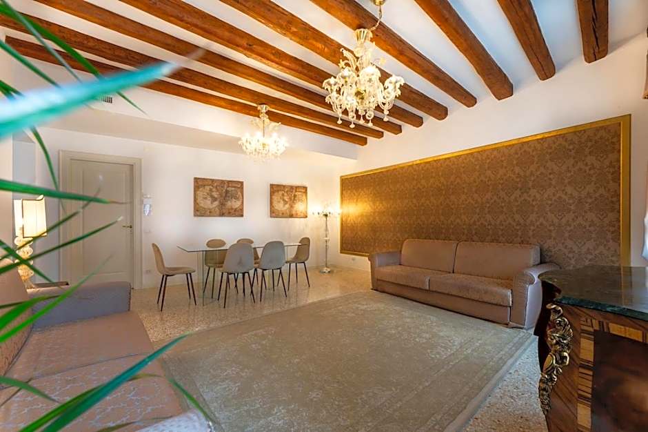 San Teodoro Palace - Luxury Apartments