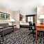 La Quinta Inn & Suites by Wyndham Midwest City - Tinker AFB