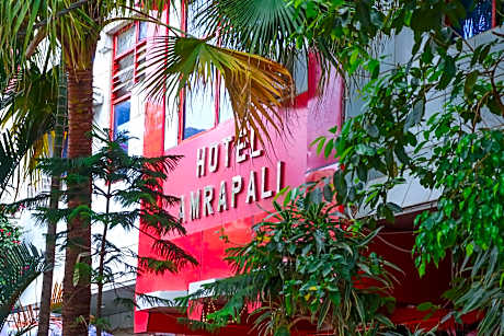 Hotel Amrapali Pachmarhi 
