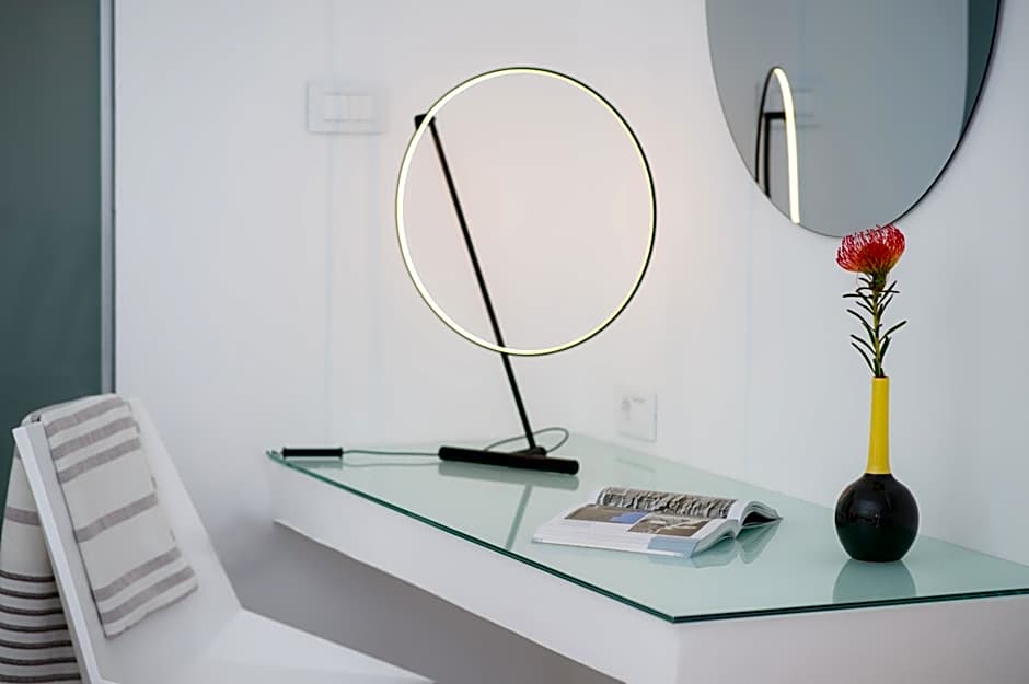 Elements Sifnos Boutique