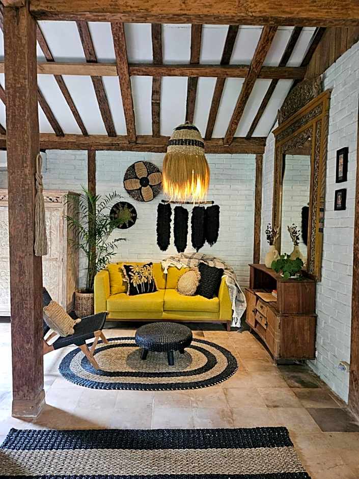 Casa Aliran - River Stay