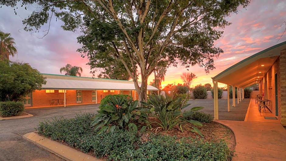 Mulga Country Motor Inn