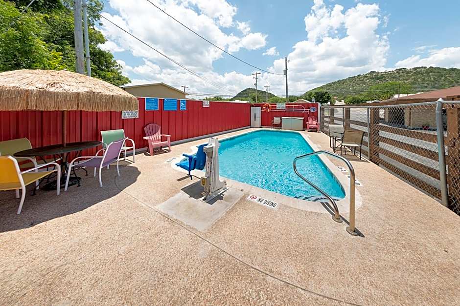 Americas Best Value Inn The Legends Inn