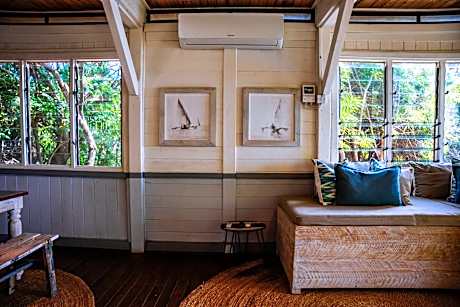 Deluxe Bungalow with Sea View