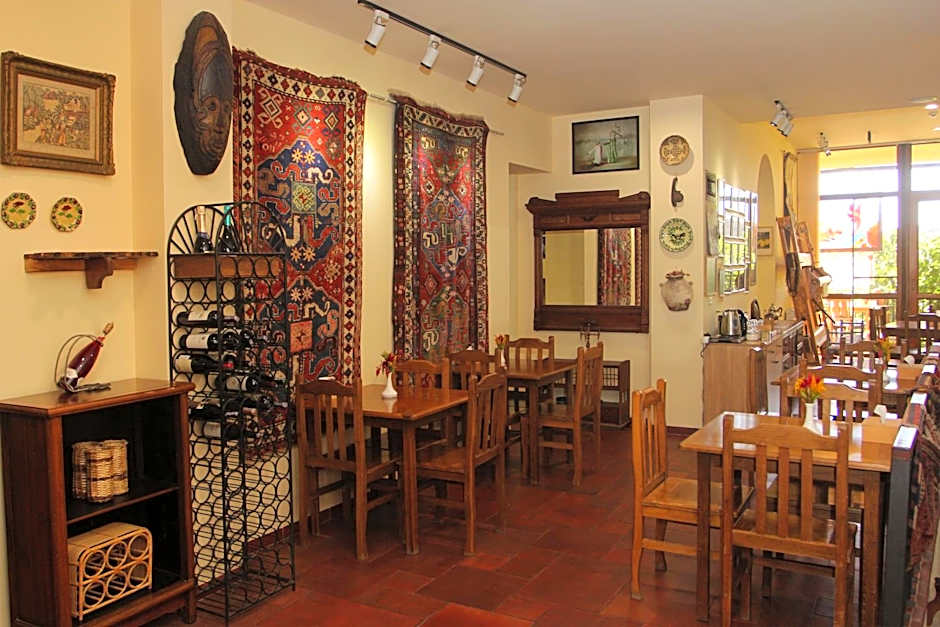 Silk Road Hotel