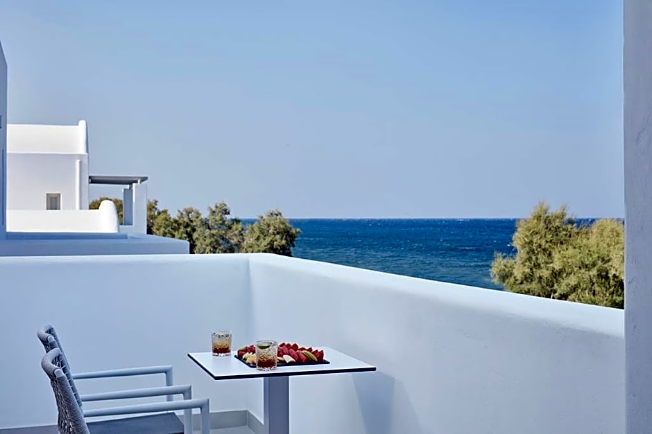 Photo 1 of 5 of Studio, Beachfront