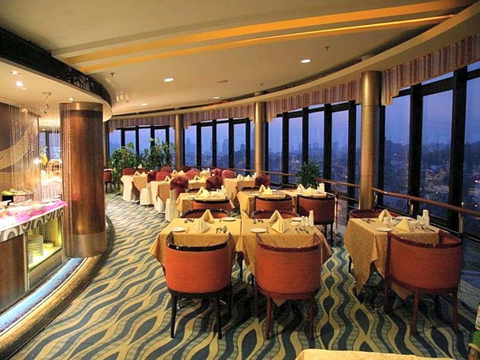 Qingdao Huiquan Dynasty Hotel