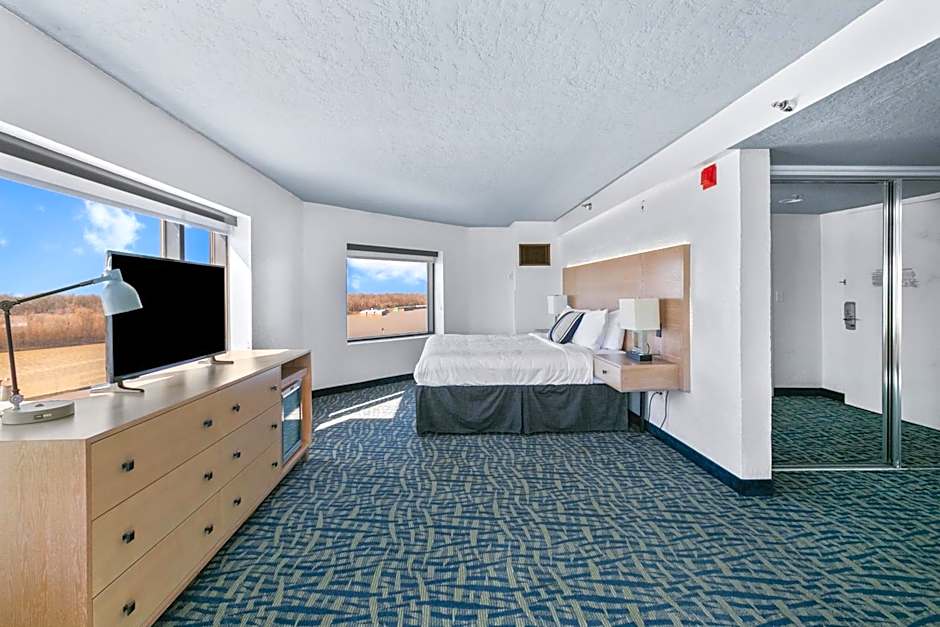 Mulberry, a Wyndham Hotel