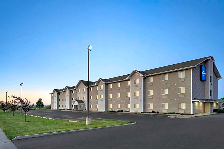 Baymont by Wyndham Fremont