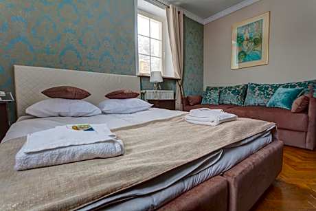 Premium Double Room with Shower
