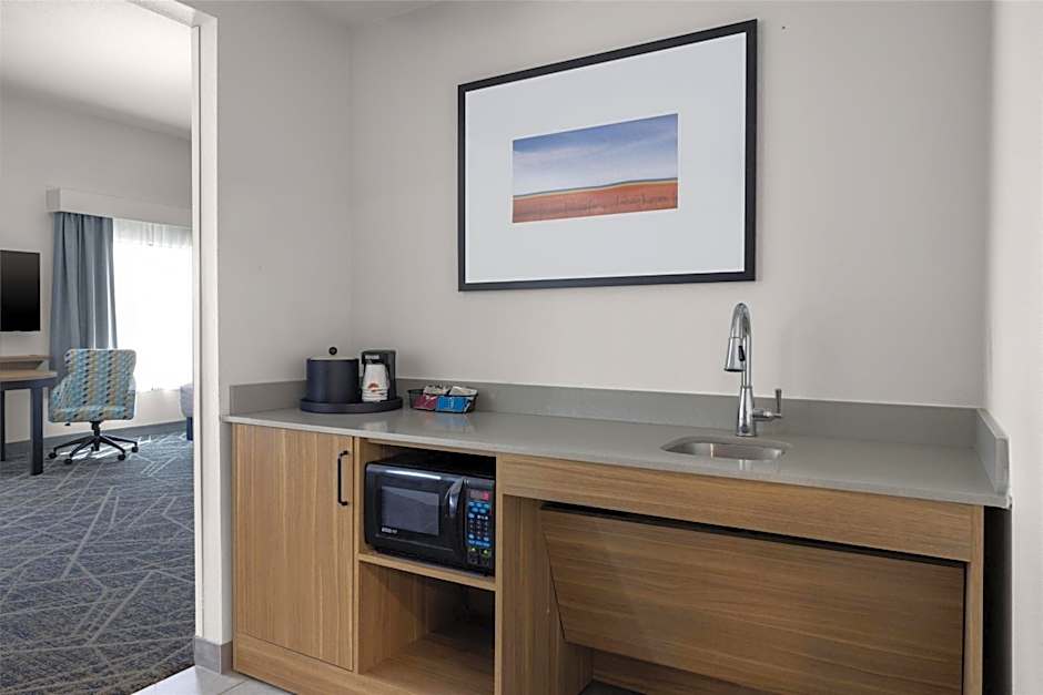 Hampton Inn By Hilton & Suites Moline-Quad City International Airport, Il