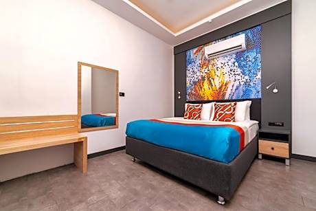 Deluxe Suite with Sea View