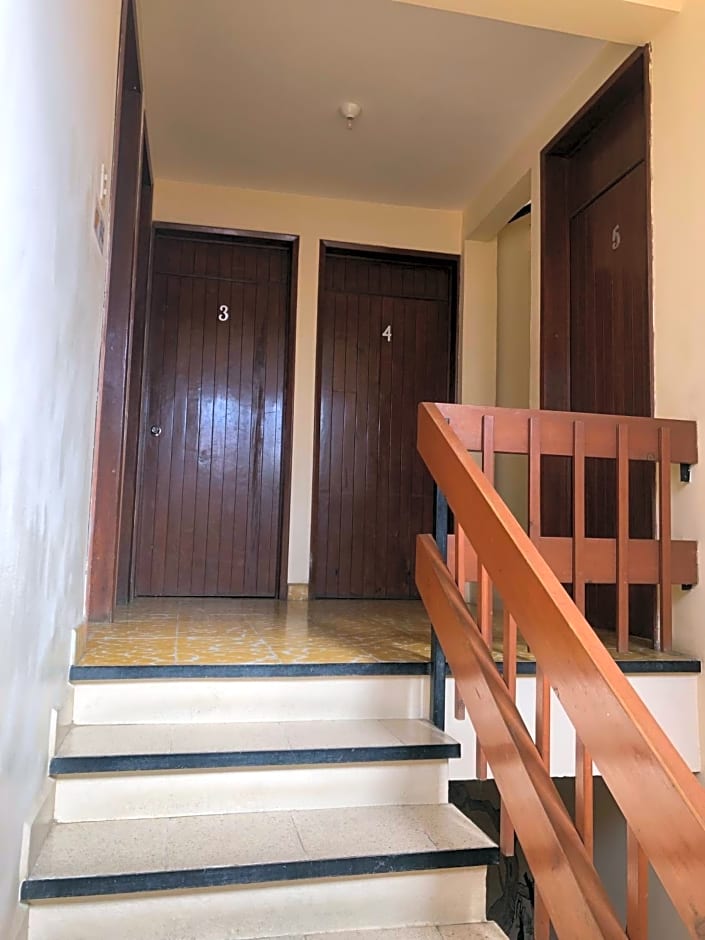 Los Nardos Hostel