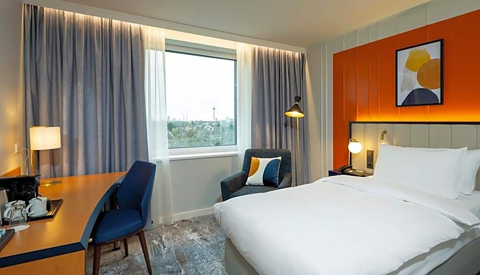 voco Dusseldorf Seestern By IHG