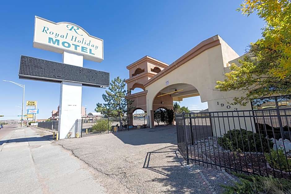 Royal Holiday Motel By Belvilla Gallup I-40