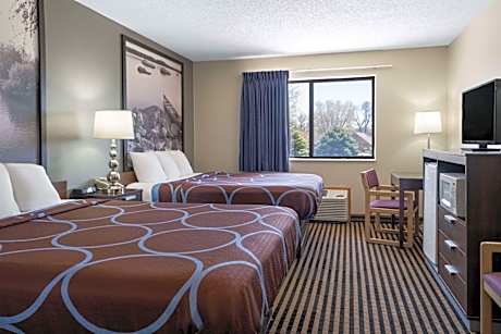 Queen Room with Two Queen Beds - Non-Smoking