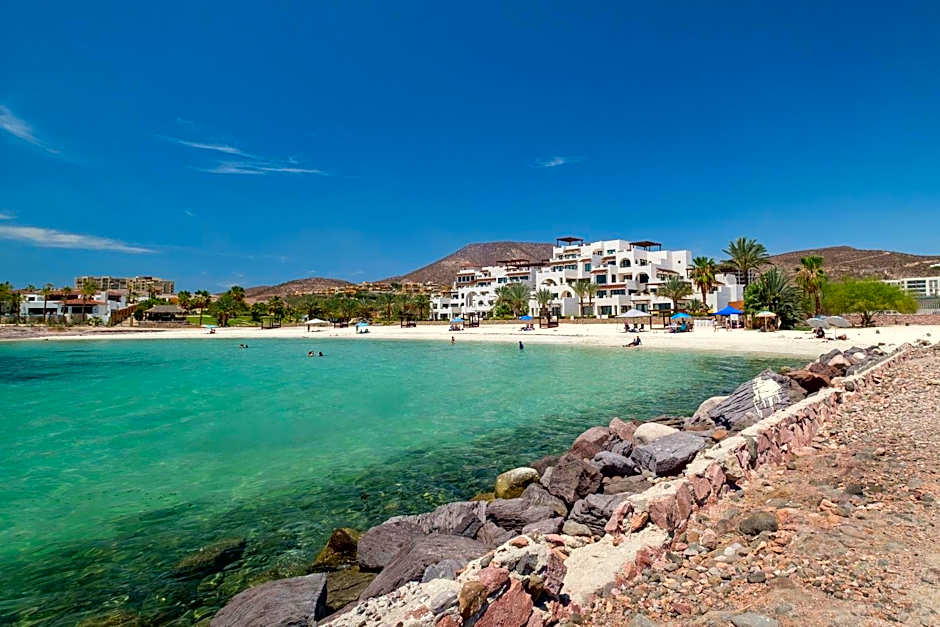 Playa de La Paz by Lumina