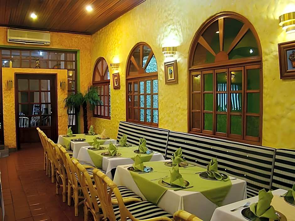 Hotel Fenix