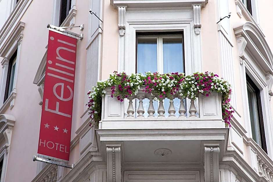 Hotel Fellini