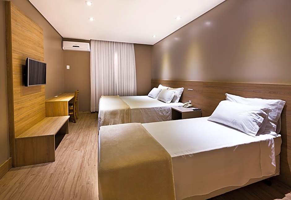 Hotel Plaza Camboriú