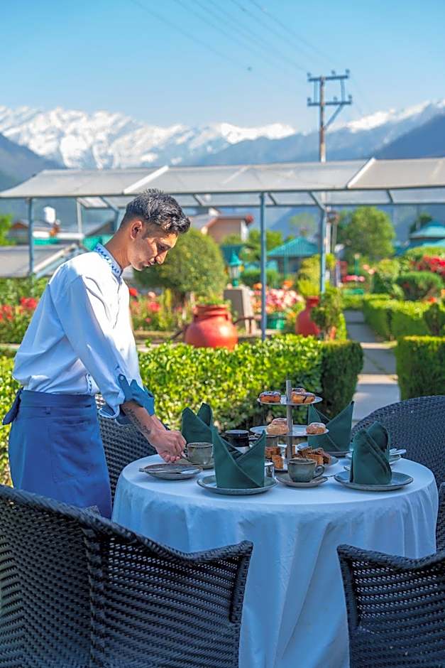 Club Mahindra White Meadows Manali