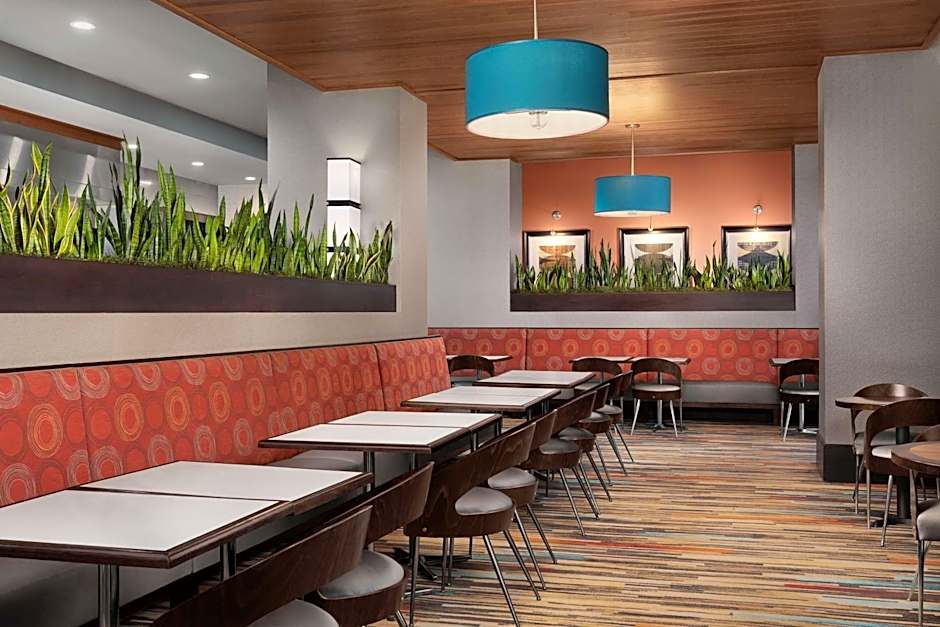 Embassy Suites by Hilton Knoxville West