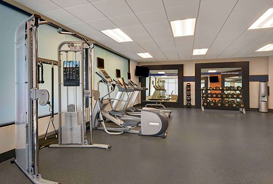 Hampton Inn By Hilton And Suites Robbinsville