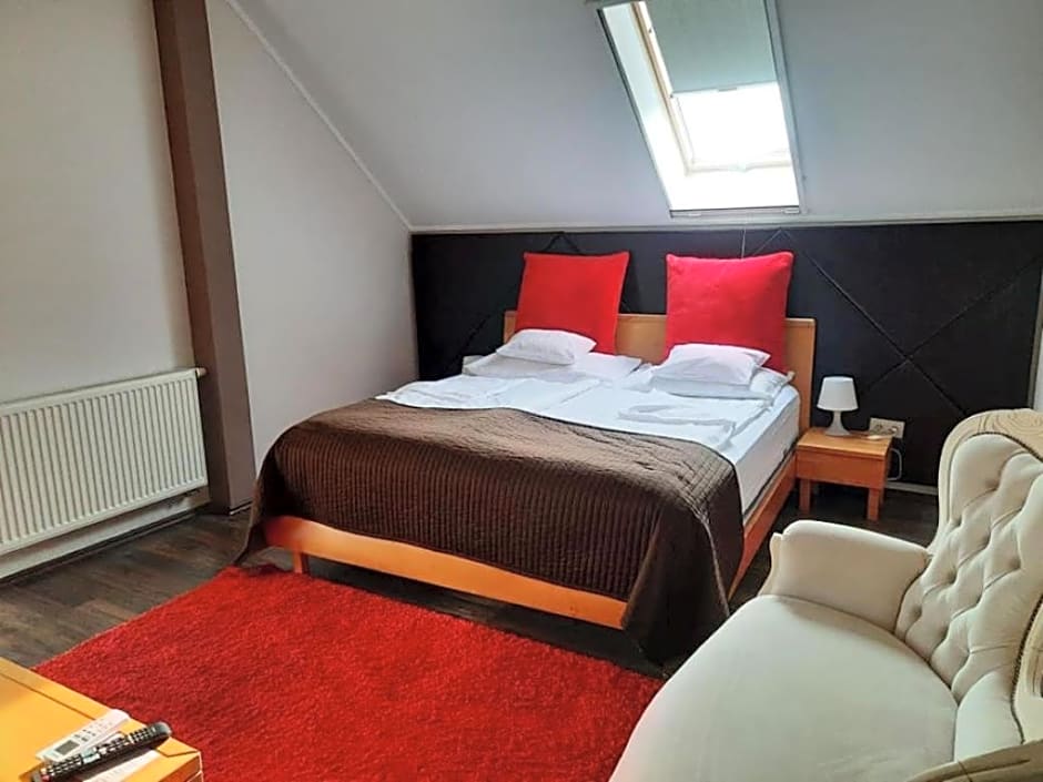 Caballus Lovasmajor Panzió