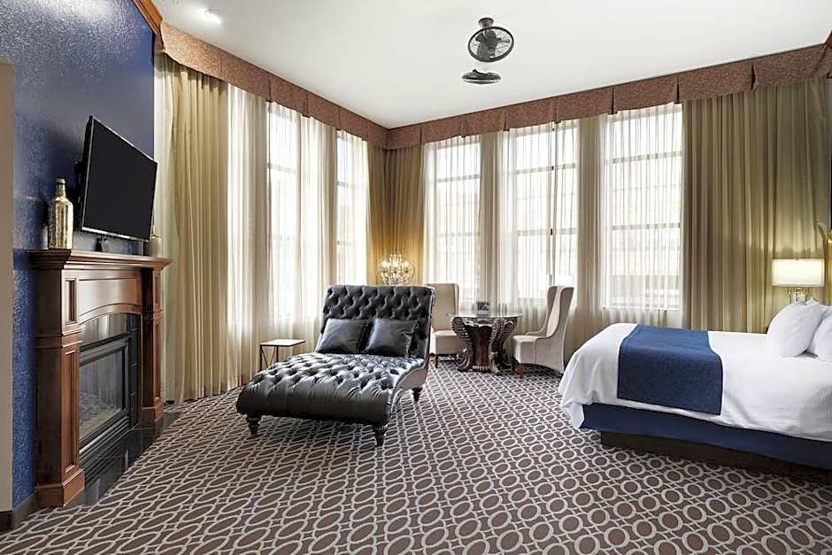 Des Lux Hotel