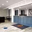 Super 8 by Wyndham Universal City