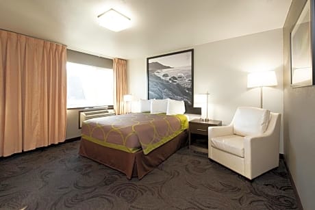 Super 8 by Wyndham Eureka