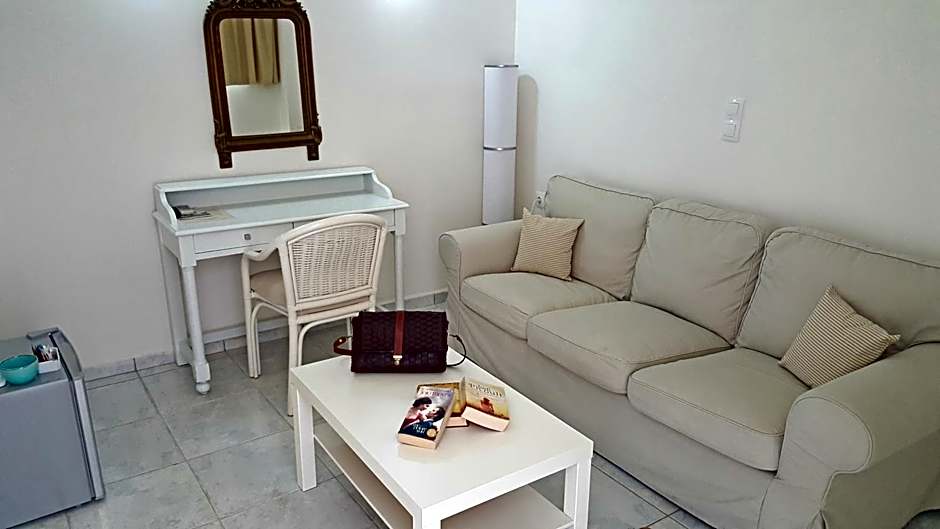 Filoxenia Beach Hotel