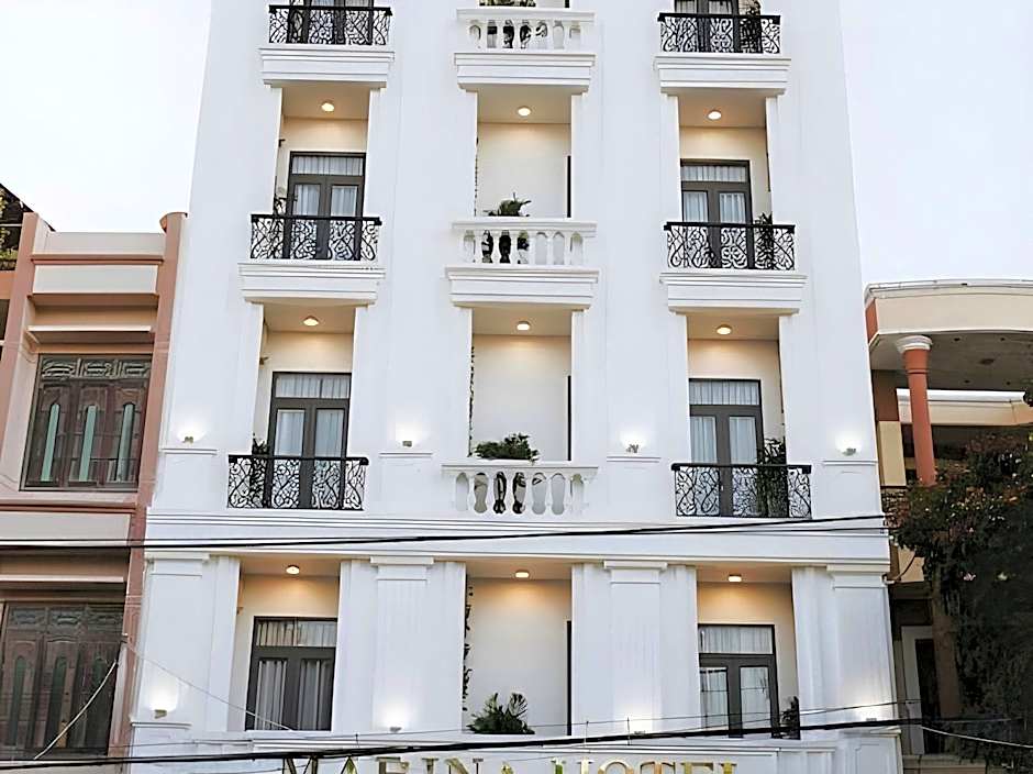 MARINA HOTEL