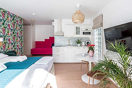 Deluxe King Studio