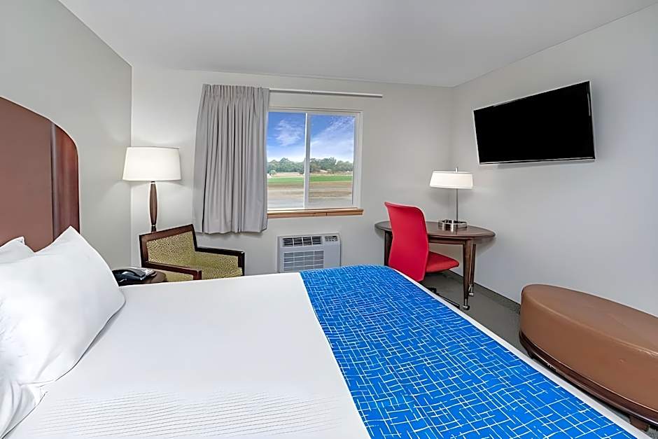 Travelodge by Wyndham Lovell/Bighorns